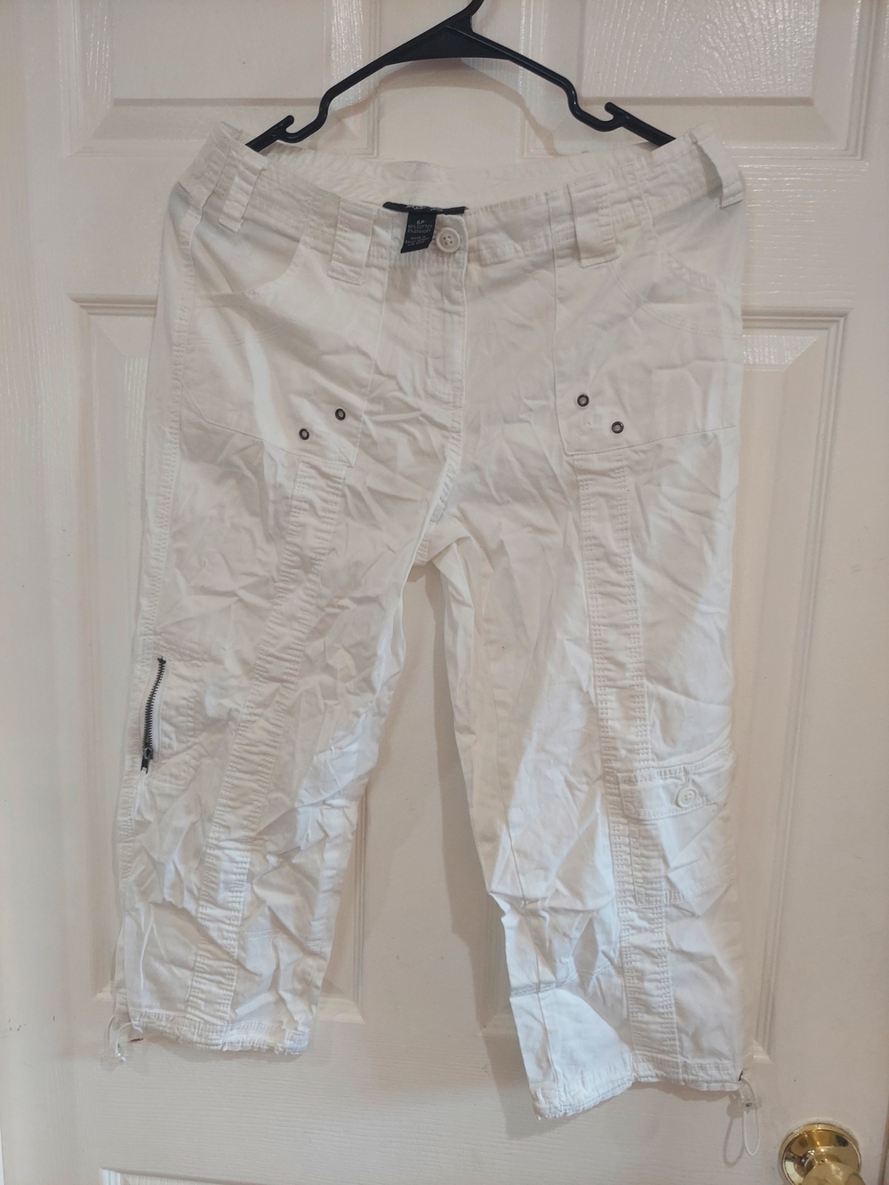 Style & Co. White Men’s Cargo Capris with Zip Pocket